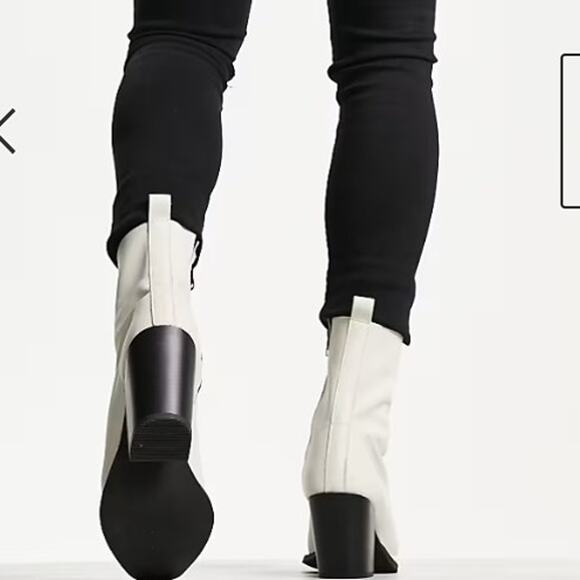 ASOS Women's Leather Angled Heeled Chelsea Ankle Bootie Size 10 White Side Zip - Picture 3 of 12